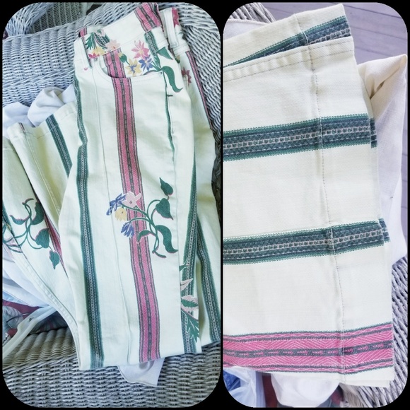 UO BDJ retro floral print Flare Bell Bottom Jeans - Picture 7 of 8